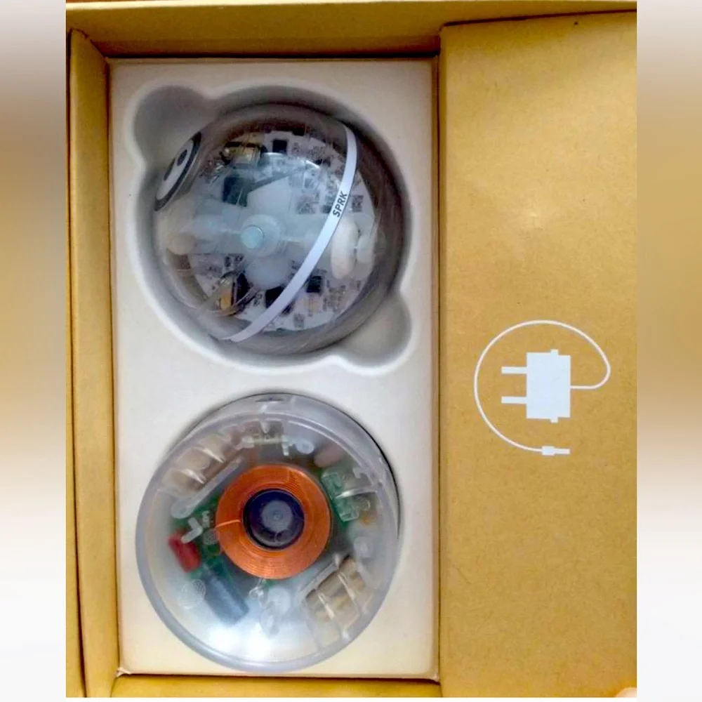 Sphero 2.0 - Picture 1 of 3